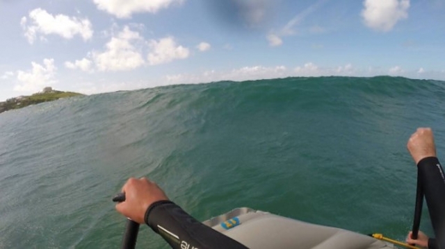 Look at that wave!