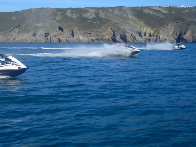  Cavalcare le onde