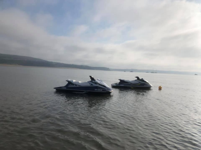 Skis-at-anchor