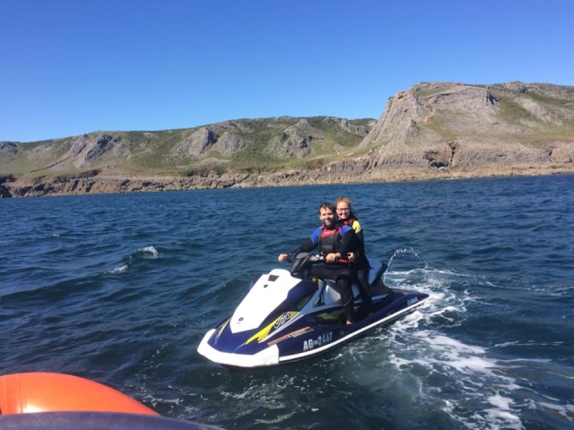 Dare to drive a ket ski