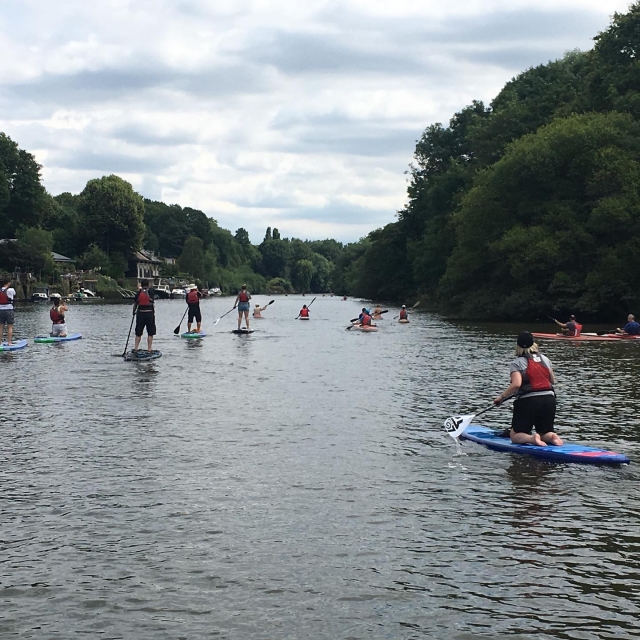  El tranquilo río Támesis de Richmond 