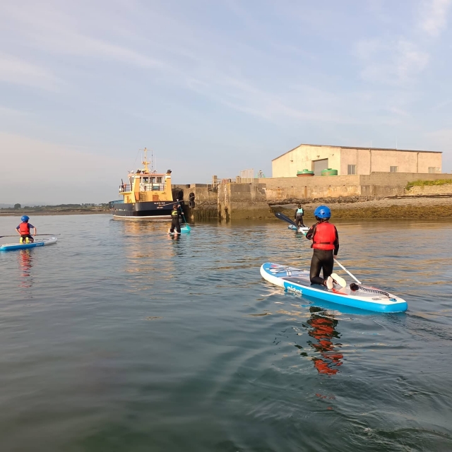 Having a fun and relaxing SUP session