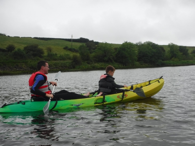 Paddle as a team