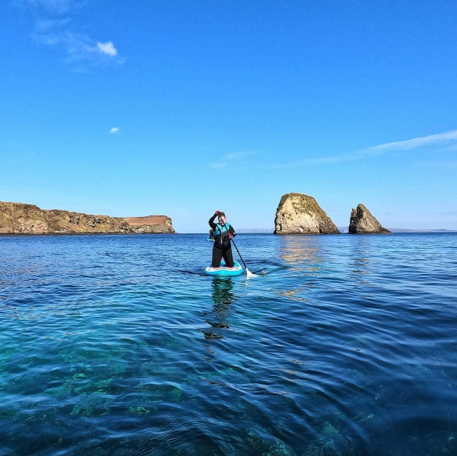 Erlernen des Standup-Paddleboardens 