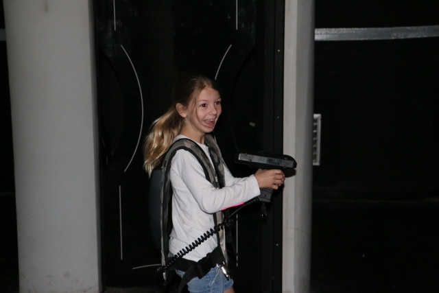  Wir ermutigen jeden, unsere Laser-Tag-Spiele auszuprobieren 