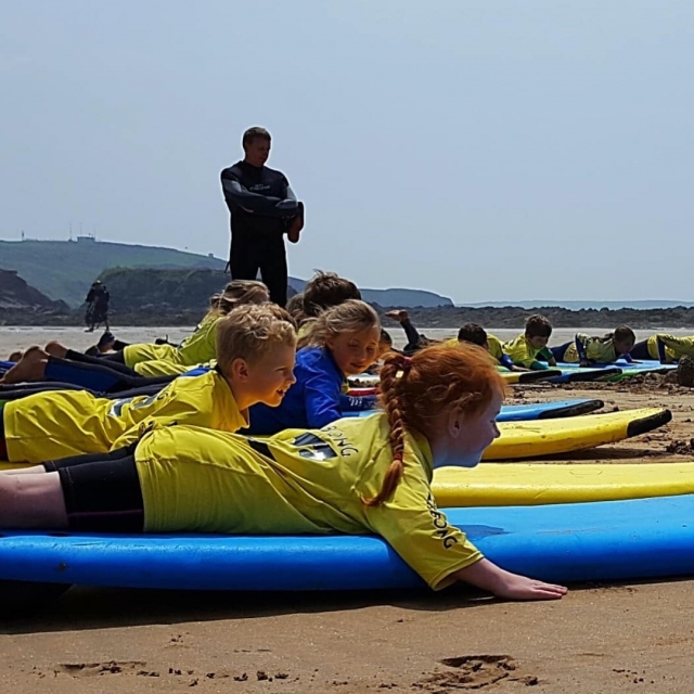 Surfing Lessons for beginners