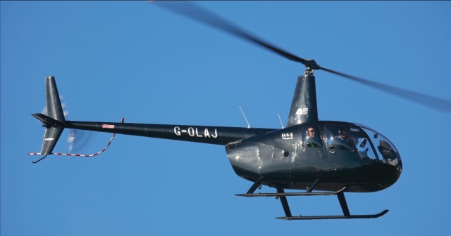  Fliegen Sie mit uns 