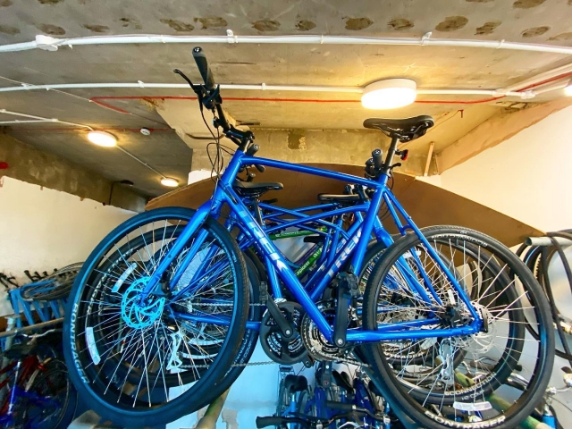 Coge una de nuestras bicicletas 
