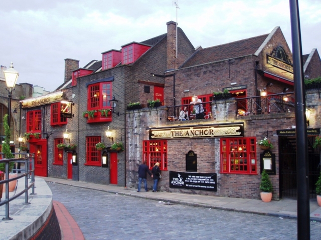  The Anchor Pub 