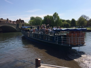 Paseo en barco individual para adultos de 2 horas desde Oxford a Abingdon