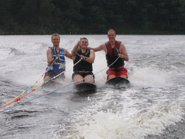 Kneeboarding is amazing with friends