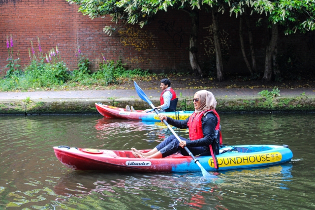 Learn to kayak