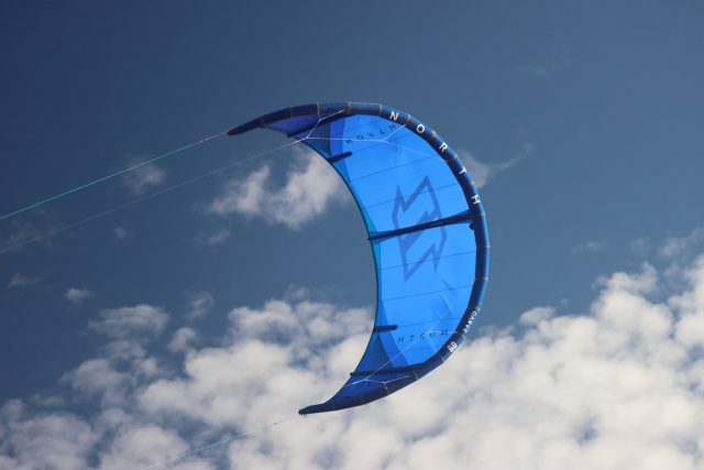  Regardez le cerf-volant s'envoler 