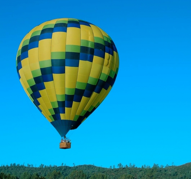  Naviga sulla bellissima campagna 