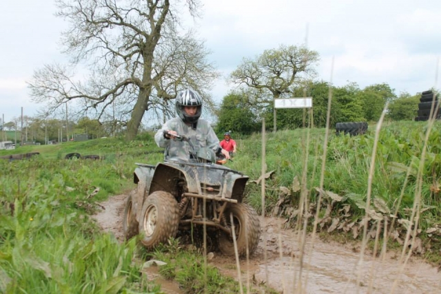 Quad nello Staffordshire 