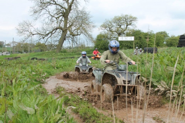  Goditi la nostra sessione in quad