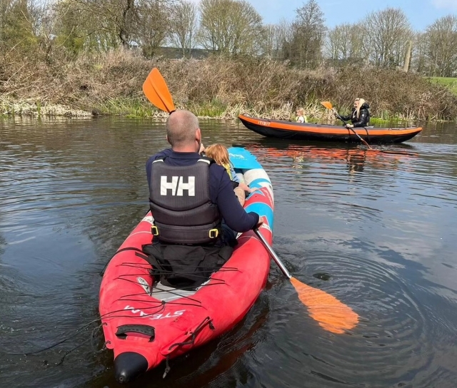  Grupo de kayak 