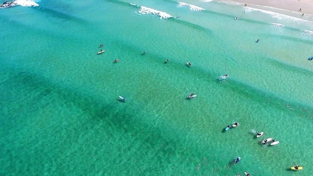  Sé parte de la escena del surf 