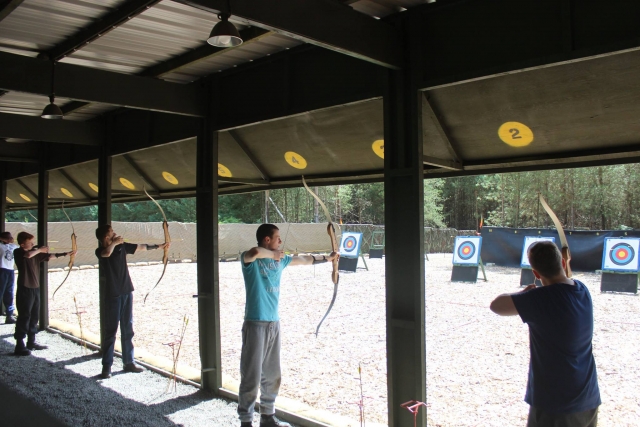  Disfruta de una divertida sesión de tiro con arco