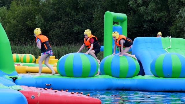  Les enfants et les adultes peuvent profiter 