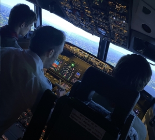 Sessione del simulatore di volo A320 a Linwood 1 ora