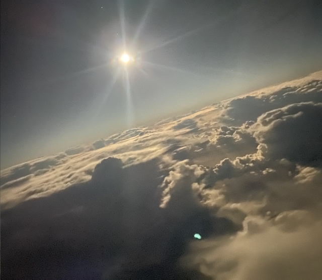  尽情享受翱翔天空的乐趣 