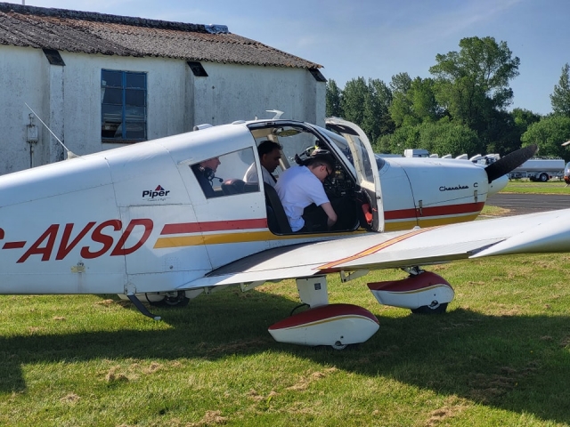  Aeronaves leves Tours 