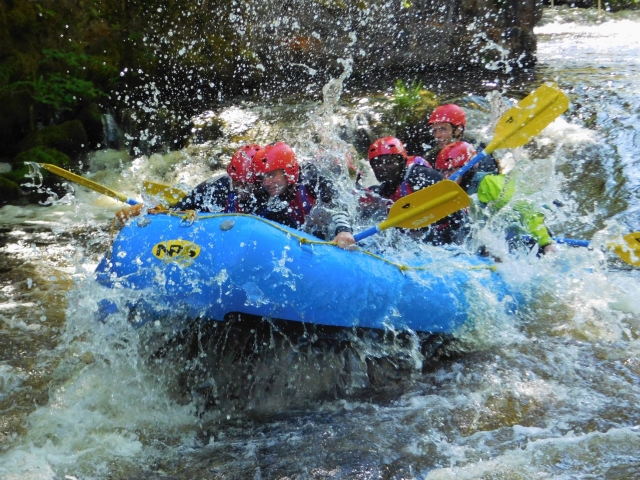  Experiencia en aguas bravas 