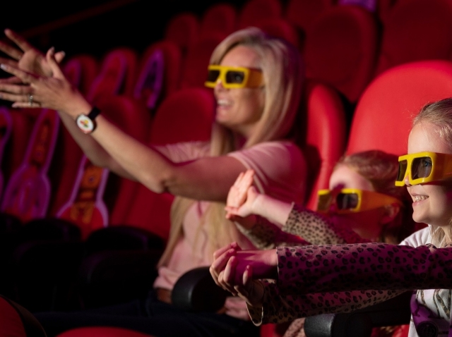  4D 电影放映 
