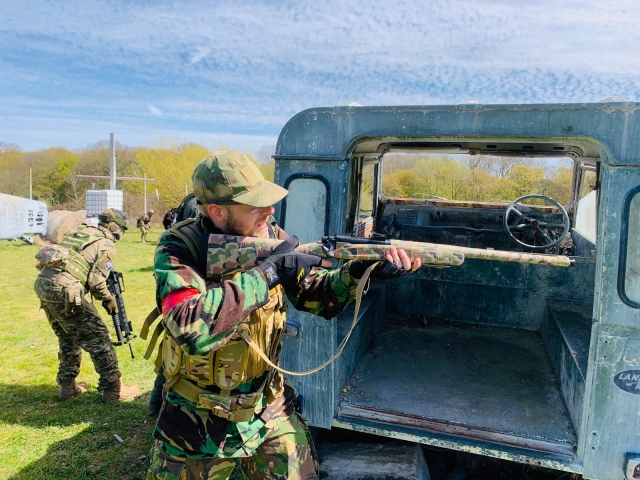 Enjoy a thrilling airsoft battle