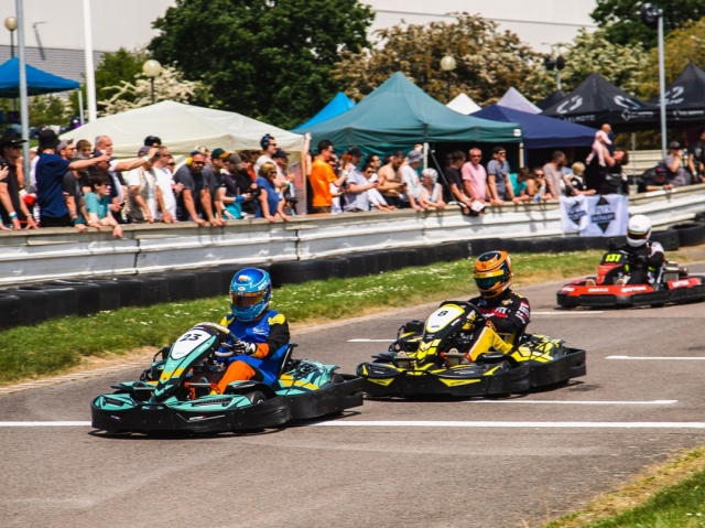  Kart competitivo