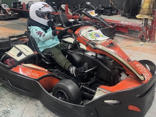 Family Karting in Ernesettle 3 races (10min each)