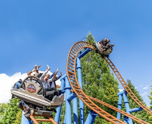  ¡A mitad de viaje en Alton Towers! 