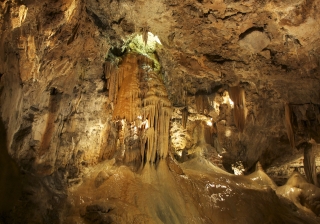 Valporquero Cave, León