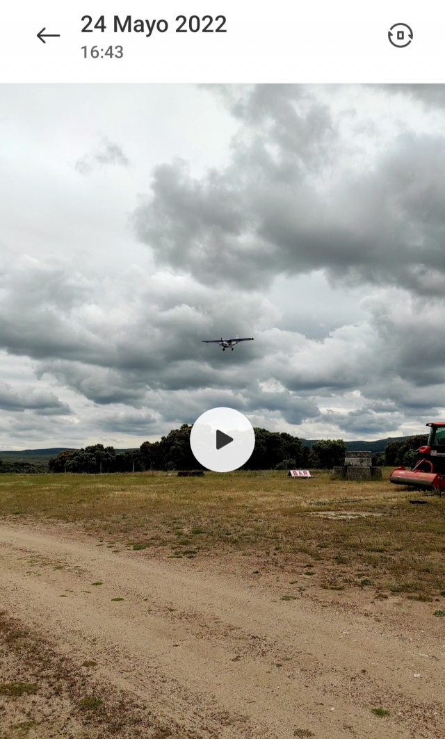 Review of Victor about Hang glider with motor photos and video Guadarrama 15min