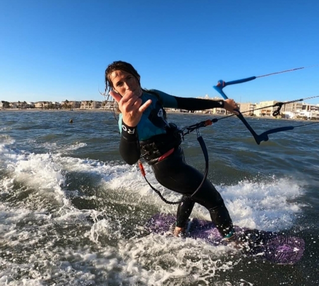 Kitesurf introduction class Playa del Tamarit, 3h