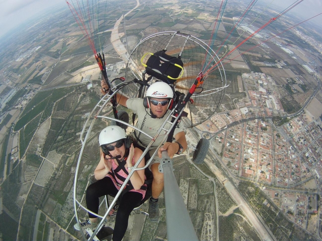 Paramotor flight in Alicante with photos and video