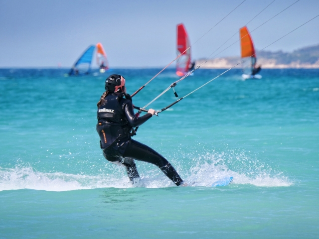 Kitesurf initiation course in Tarifa 1 hour