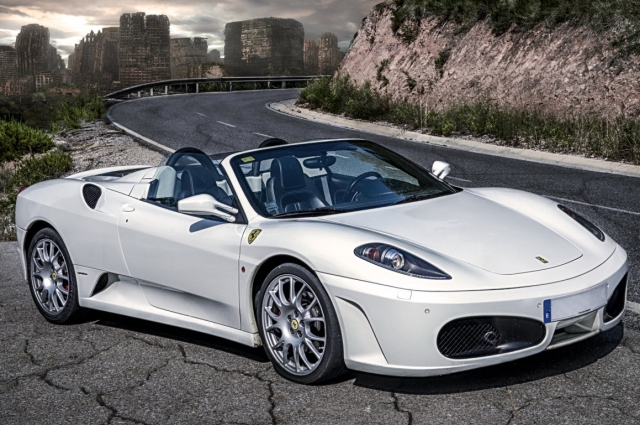 Drive Ferrari F430 in Barcelona 7 kms