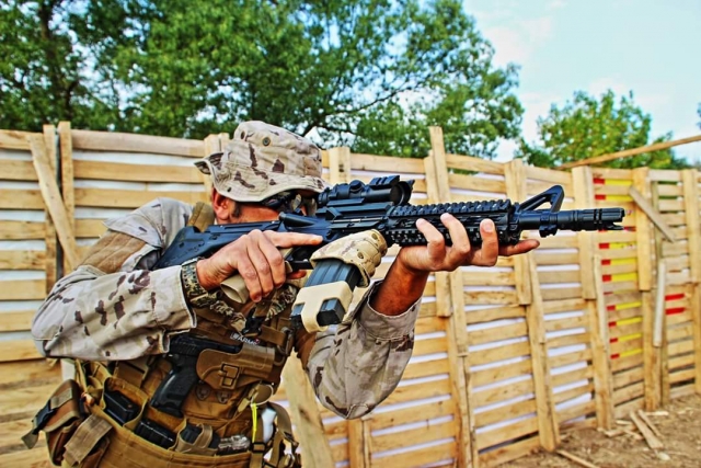 Airsoft game in Madrid. Recruit Pack. 1 hour