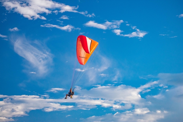 20-minute paramotor flight in Playa La Bota
