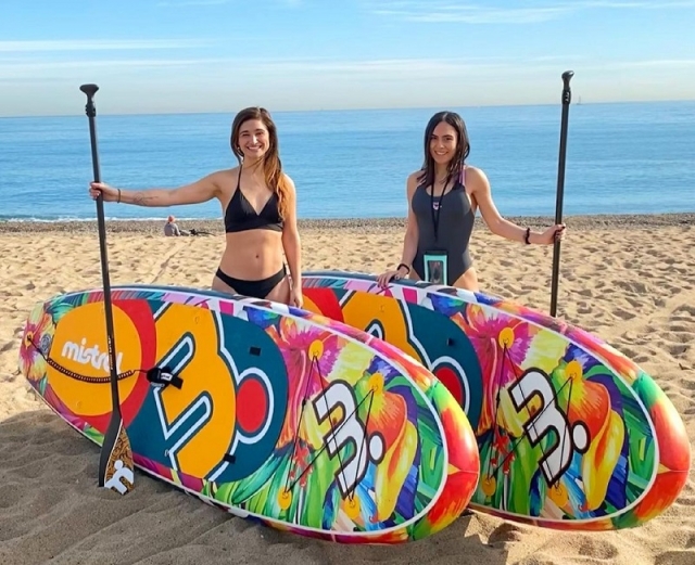 Paddle surf equipment rental in Barceloneta 1h