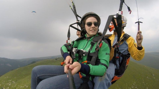 Paragliding on Lake Garda 20min video and photos