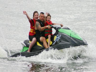 Jet Skiing Berkshire Family package