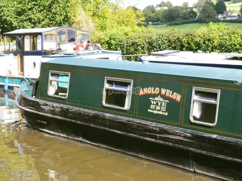 Bath Narrowboats, prices and bookings 2024