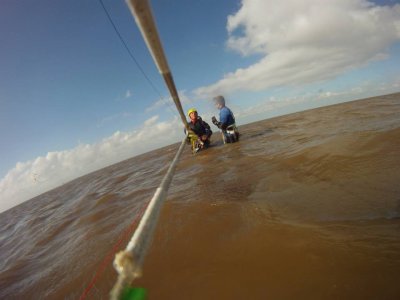 Kitesurfing begginer lesson for 2 in Norfolk