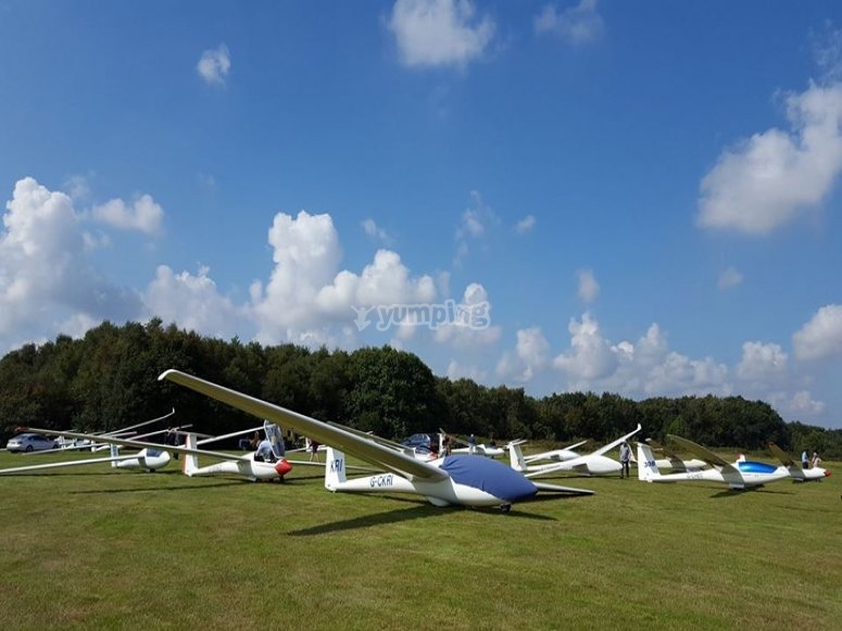 Kent Gliding Club, prices and bookings 2024