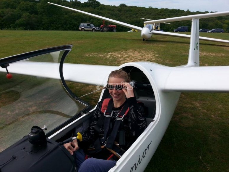 Kent Gliding Club, prices and bookings 2024