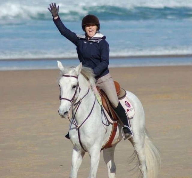 Horseback riding route through dunes and Guincho beach 1h30m