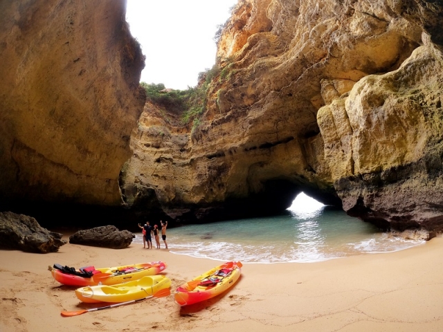 Kayak rental in Benagil Beach, 1 hour